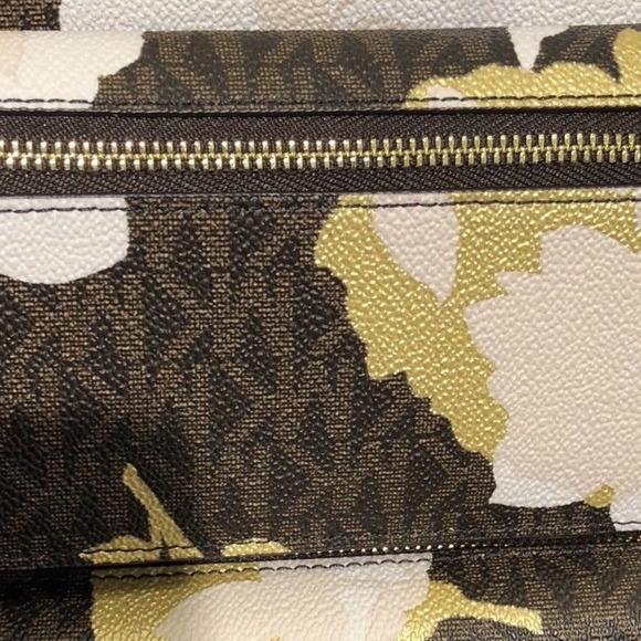 Michael Kors Jet Set Flat Wallet Brown Floral - Picture 4 of 4